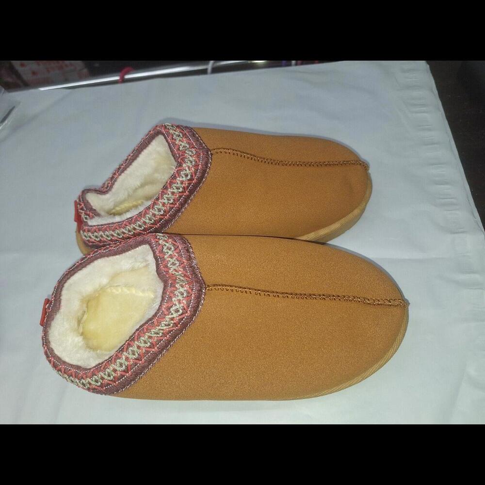 Soft Fur Bootie Slip on Slipper Shoe Uggiez Style / Women Size 8.5 - Picture 11 of 11